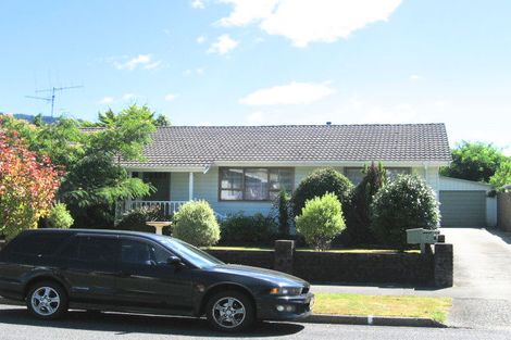 Photo of property in 6 Beryl Grove, Birchville, Upper Hutt, 5018
