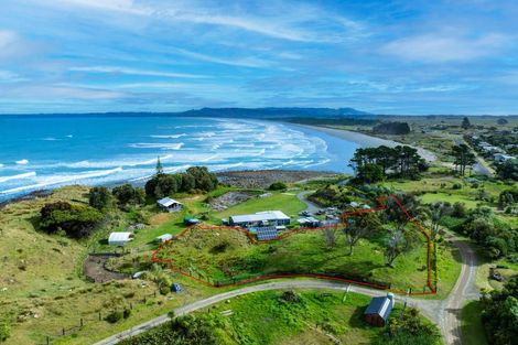 Photo of property in 39 Happy Jacks Road, Mahia, 4198