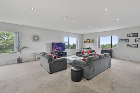 Photo of property in 31 Aldon Lane, The Gardens, Auckland, 2105