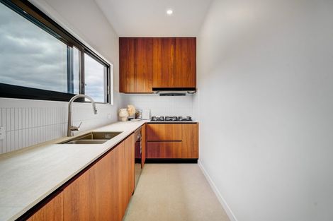 Photo of property in 10 Taha Puke Road, Okura Bush, Silverdale, 0794