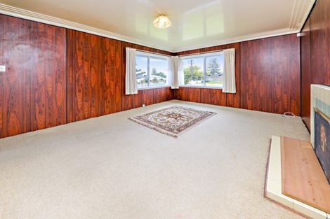 Photo of property in 28 Fleming Street, Manurewa East, Auckland, 2102