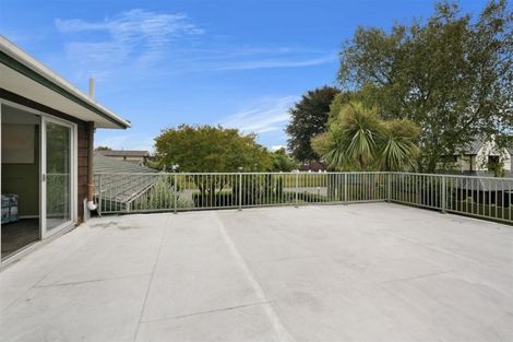 Photo of property in 314 Yaldhurst Road, Avonhead, Christchurch, 8042