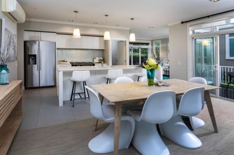 Photo of property in 15 Landmark Terrace, Orewa, 0931