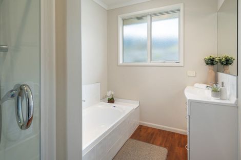 Photo of property in 4 Glentui Place, Waikawa, Picton, 7220