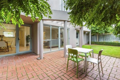 Photo of property in 2/110 Nayland Street, Sumner, Christchurch, 8081