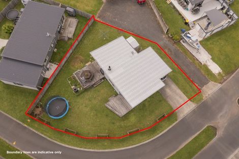 Photo of property in 32 Carina Way, Whitianga, 3510