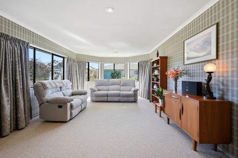 Photo of property in 53 Tawavale Street, Pukehangi, Rotorua, 3015