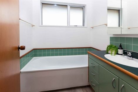 Photo of property in 89 Dunbarton Street, Redwood, Christchurch, 8051