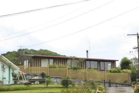 Photo of property in 103a Waikawa Road, Picton, 7220