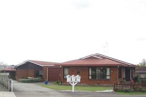 Photo of property in 2/8 Wellington Road, Waipukurau, 4200