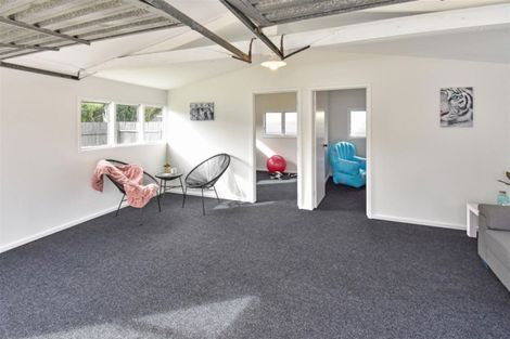 Photo of property in 6 William Street, Mangere East, Auckland, 2024