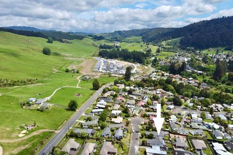 Photo of property in 19 Barraud Place, Pukehangi, Rotorua, 3015