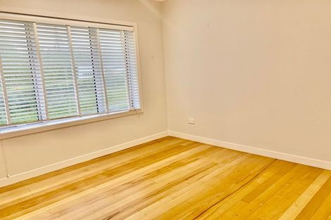 Photo of property in 2/300 Lake Road, Hauraki, Auckland, 0622