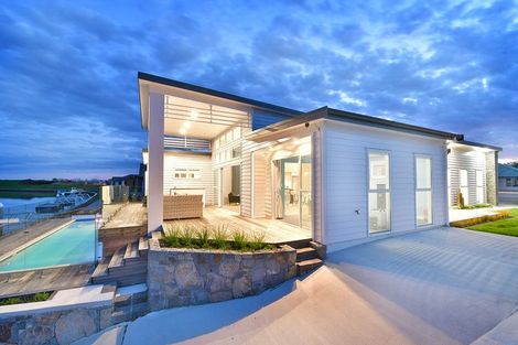 Photo of property in 11 Maturiki Drive, One Tree Point, 0118