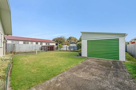 Photo of property in 19 Tainui Street, Castlecliff, Whanganui, 4501
