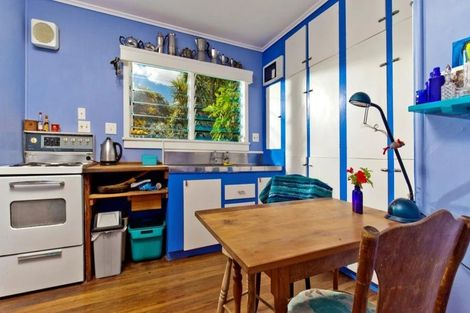 Photo of property in 42 Ngataringa Road, Devonport, Auckland, 0624