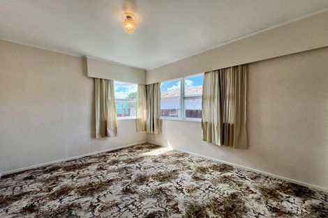 Photo of property in 20 Eddowes Street, Manurewa, Auckland, 2102