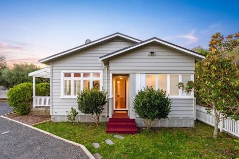 Photo of property in 221 Henderson Valley Road, Henderson, Auckland, 0612