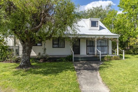 Photo of property in 25 King Street, Carterton, 5713
