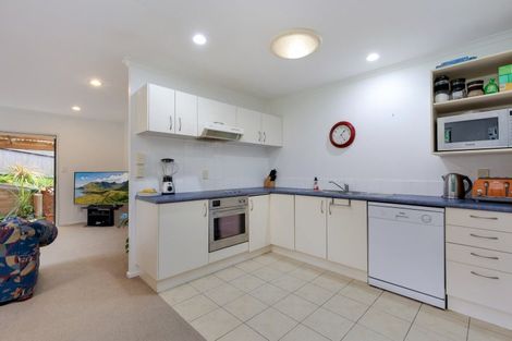 Photo of property in 30 Les Marston Place, Pukekohe, 2120