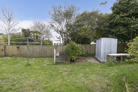 Photo of property in 179 Newlands Road, Newlands, Wellington, 6037