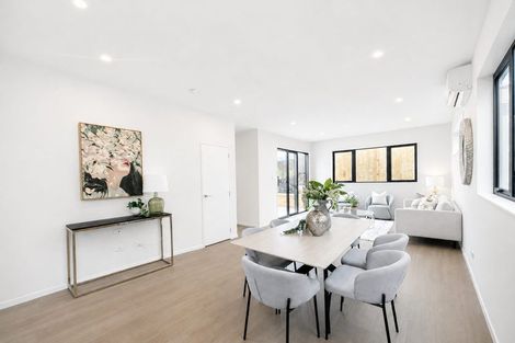 Photo of property in 17b Trinidad Road, Sunnynook, Auckland, 0620