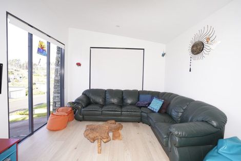 Photo of property in 23 Seacrest Boulevard, Langs Beach, Waipu, 0582