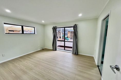 Photo of property in 3 Mimosa Place, Half Moon Bay, Auckland, 2012