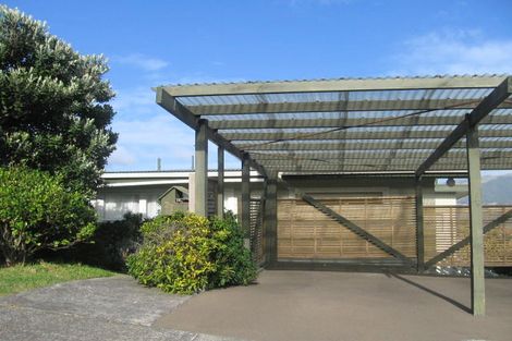 Photo of property in 27 Brora Crescent, Papakowhai, Porirua, 5024