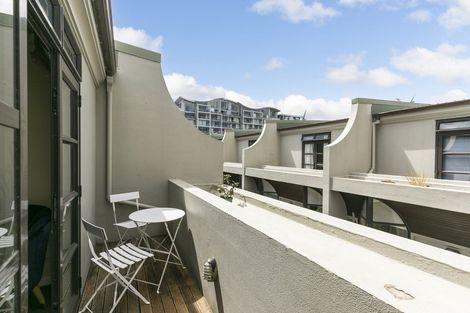 Photo of property in Mendosa Terraces Apartments, 14/9 Ebor Street, Te Aro, Wellington, 6011