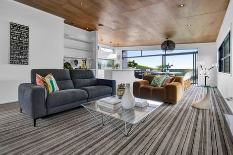 Photo of property in 43 Nugent Street, Bell Block, New Plymouth, 4312