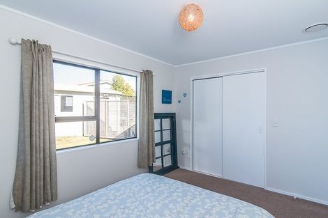 Photo of property in 21 Pitoitoi Street, Otaihanga, Paraparaumu, 5036