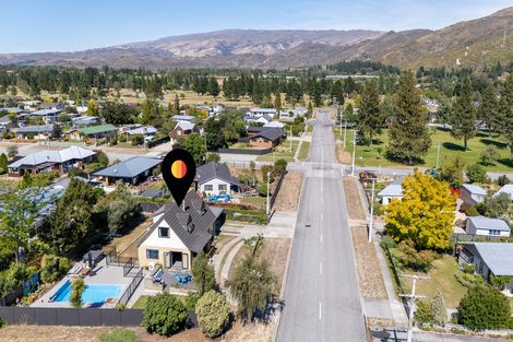 Photo of property in 17 Dunstan Street, Clyde, 9330