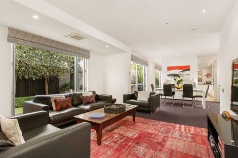 Photo of property in 22 Thornycroft Street, Fendalton, Christchurch, 8052