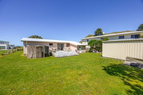 Photo of property in 3 Mchardy Place, Blackhead, Porangahau, 4284