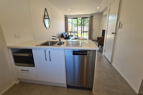 Photo of property in 2 Rimu Road, Mangere Bridge, Auckland, 2022