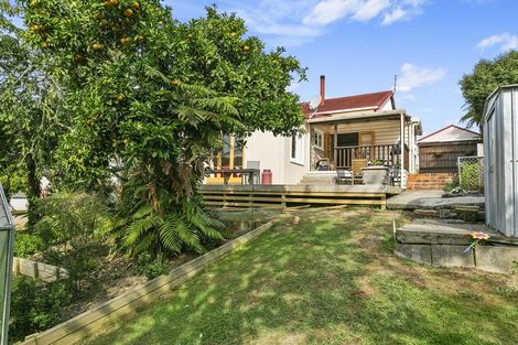 Photo of property in 14 Hill Street, Te Kuiti, 3910