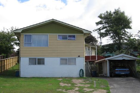 Photo of property in 10 Longbill Place, Glendene, Auckland, 0602