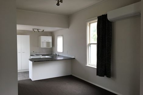 Photo of property in 37 Riddlers Crescent, Petone, Lower Hutt, 5012