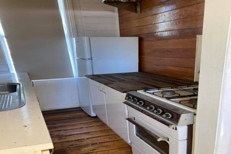 Photo of property in 12 Herald Street, Berhampore, Wellington, 6023