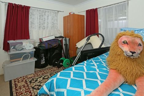 Photo of property in 1/3185 Great North Road, New Lynn, Auckland, 0600