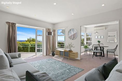 Photo of property in 2/5a Madeley Road, Mount Pleasant, Christchurch, 8081