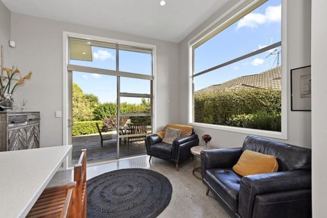 Photo of property in 5 Oldfield Court, Huntington, Hamilton, 3210