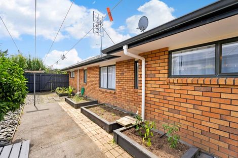 Photo of property in 52 Wattle Farm Road, Wattle Downs, Auckland, 2103