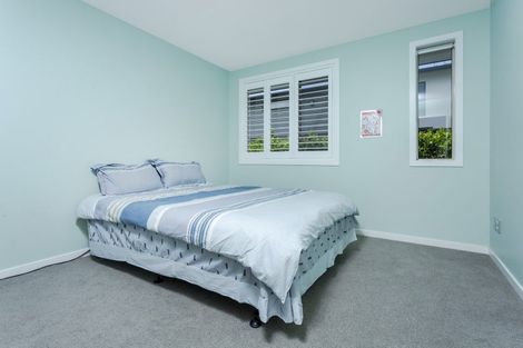 Photo of property in 8 Hornbill Drive, Fairview Heights, Auckland, 0632