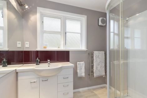 Photo of property in 15 Peel Place, Wainuiomata, Lower Hutt, 5014