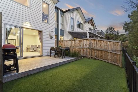Photo of property in 31 Bight Road, Long Bay, Auckland, 0630