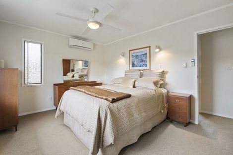 Photo of property in 28 Jandell Crescent, Bucklands Beach, Auckland, 2014