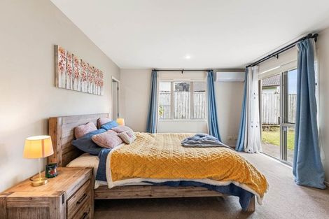 Photo of property in 5 George Deane Place, Greenhithe, Auckland, 0632