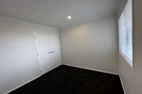 Photo of property in 30 Te Piriti Road, One Tree Point, 0118